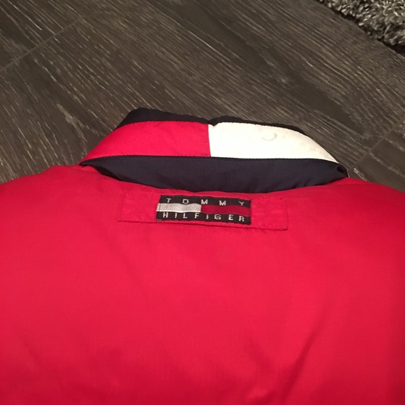 Vintage Tommy Hilfiger down filled puffer jacket - Picture 4 of 4